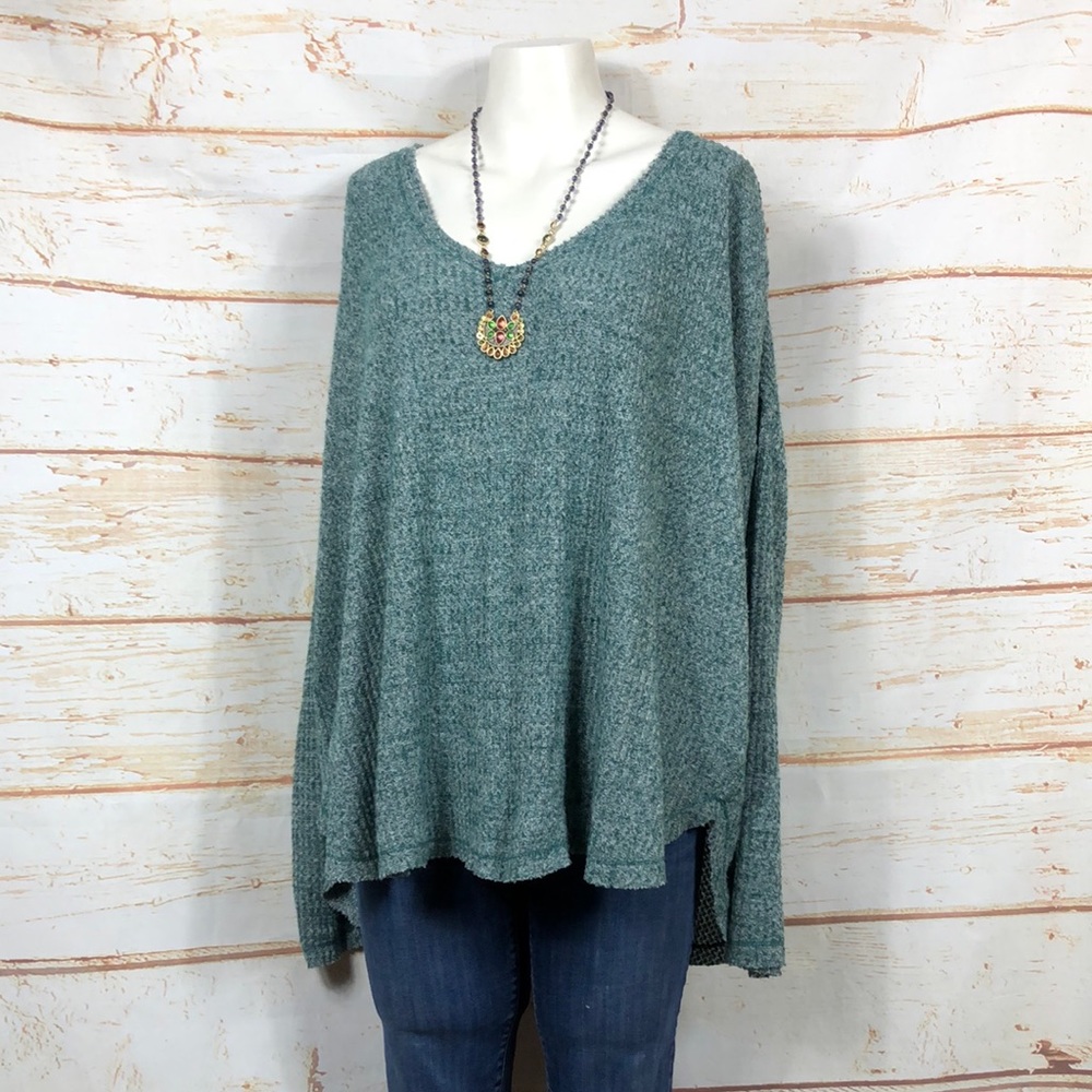 B2 - Wild Fable Green V-Neck Sweater - S